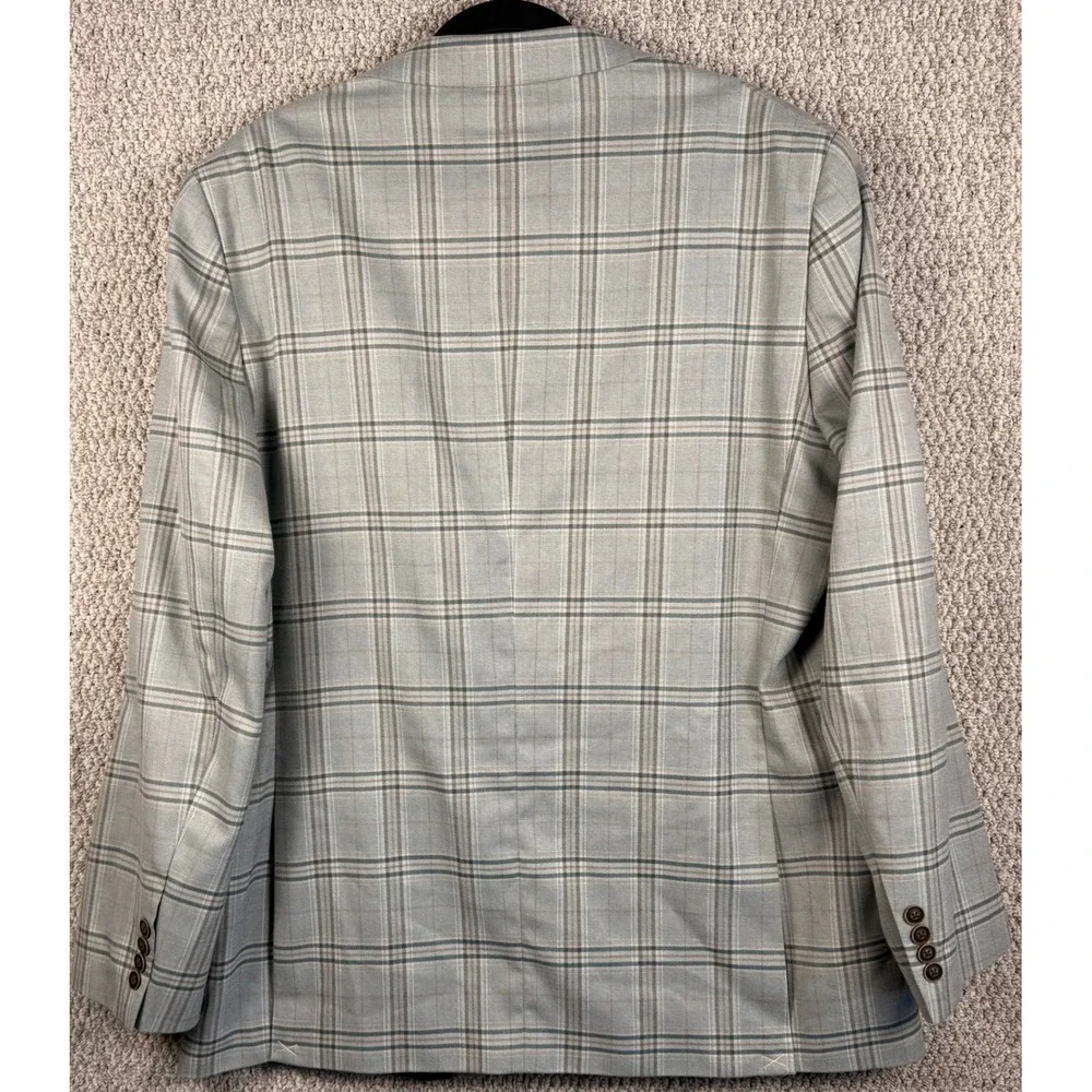 Nautica men suit